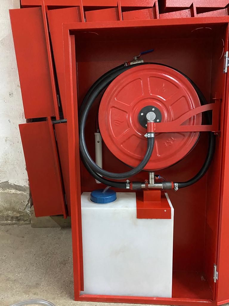 1''Yangın Dolabı (Sahra Tipi Köpük Dolabı)